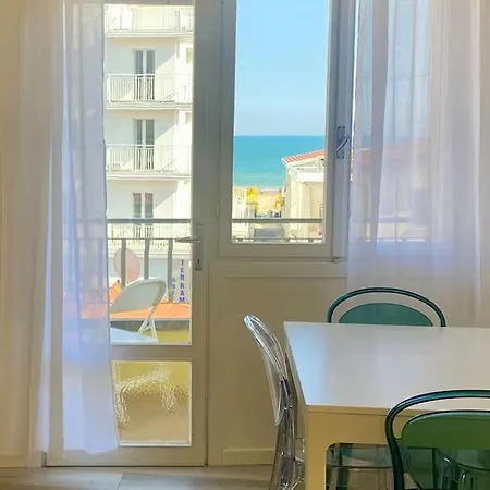 Appartamento Vista Mare Pioppi Lido di Jesolo Exterior photo